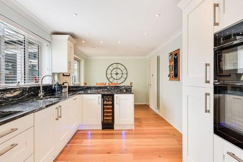 4 bedroom detached house for sale, Brecon Way, Huntingdon PE29
