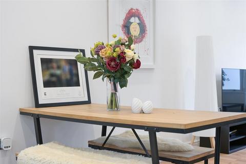 undefined, Harcourt Road, Wimbledon SW19