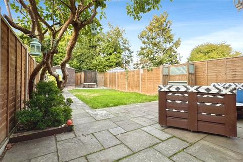 4 bedroom terraced house for sale, Rivermead Road, Reading RG5
