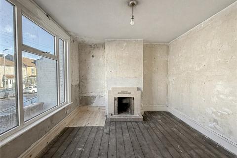 2 bedroom terraced house for sale, Gillingham Road, Gillingham, Kent, ME7