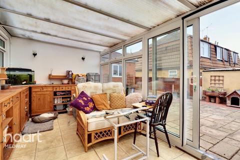 7 bedroom semi-detached house for sale, Trevale Road, Rochester