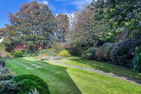 undefined, Chase Close, Southport PR8