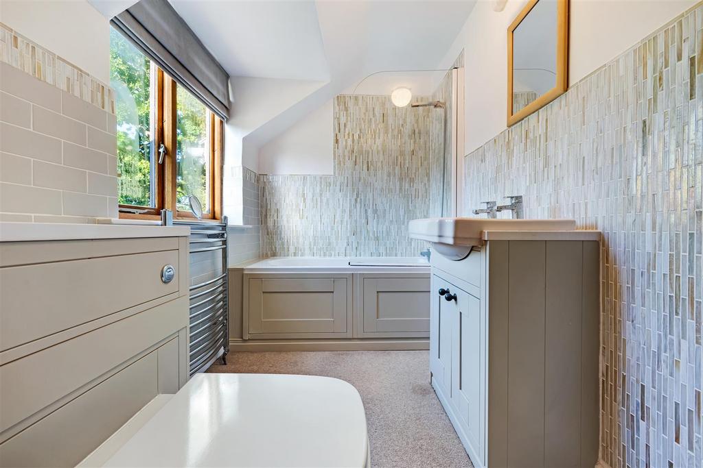 Bathroom 2.2