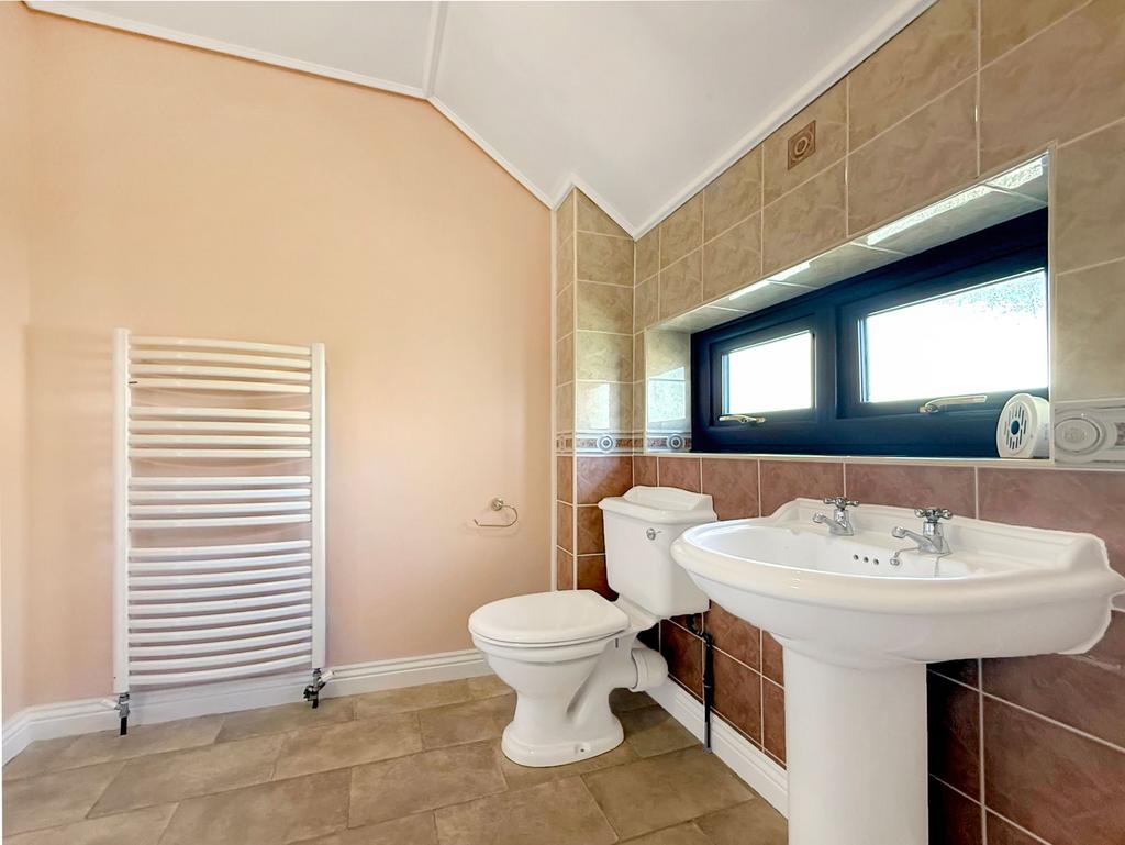 Master En-Suite