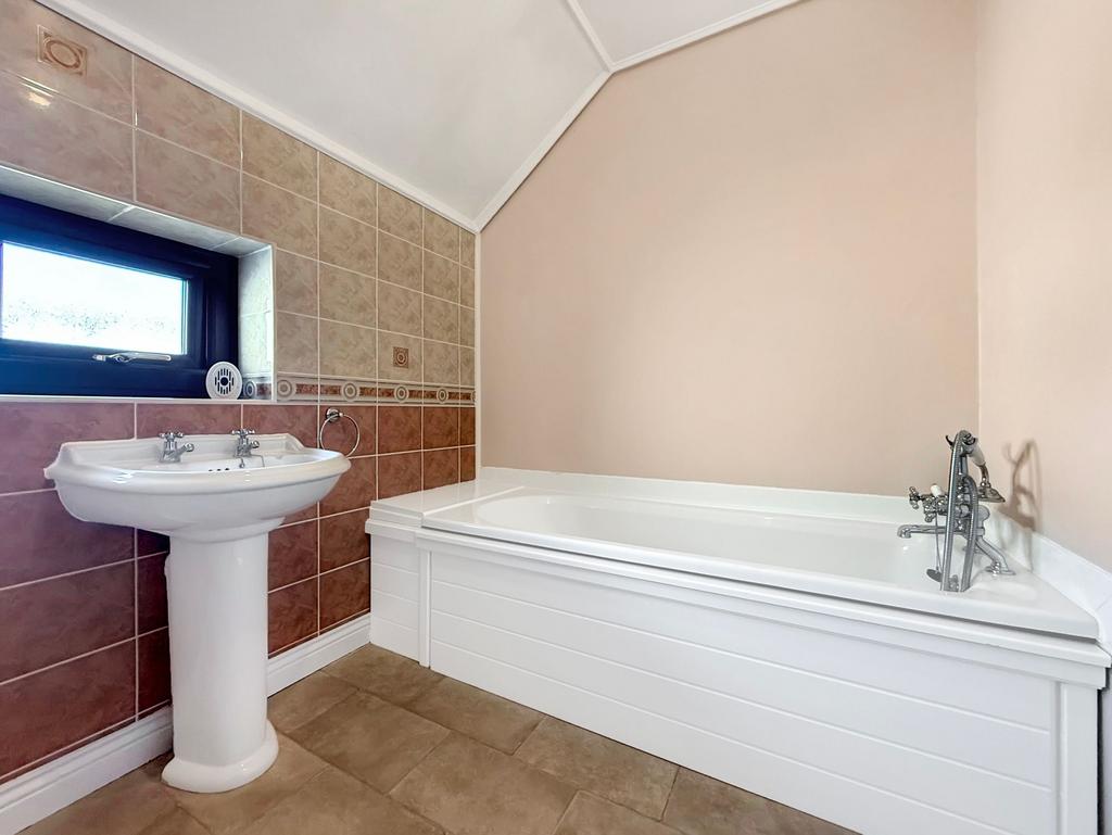 Master En-Suite