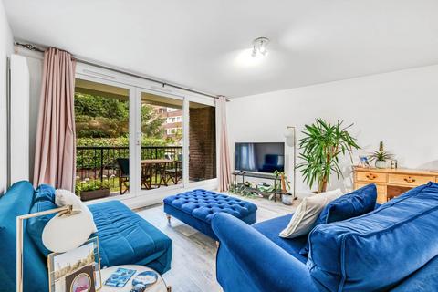 2 bedroom apartment for sale, Nero Court, Brentford Dock