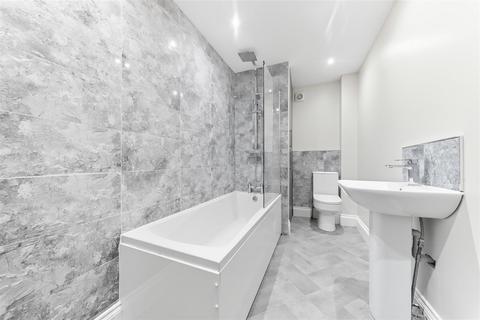 undefined, Northgate, Cleckheaton BD19