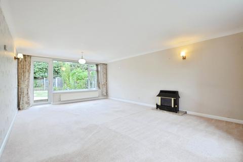 undefined, Godley Road, Byfleet, West Byfleet, Surrey, KT14