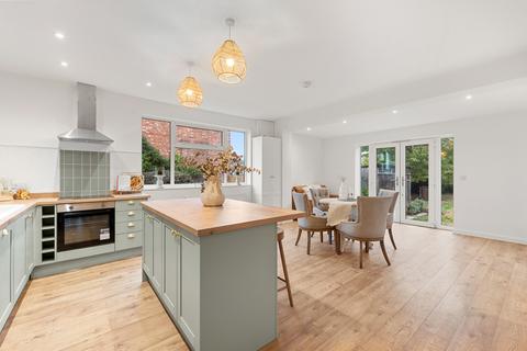 3 bedroom detached bungalow for sale, Rosebery Avenue, Boston, PE21