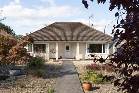 2 bedroom detached bungalow for sale, Greenway Gardens, Trowbridge