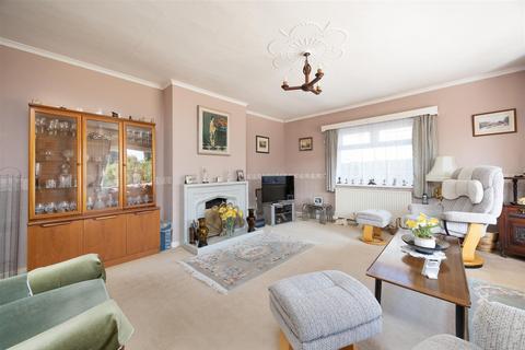 2 bedroom detached bungalow for sale, Greenway Gardens, Trowbridge