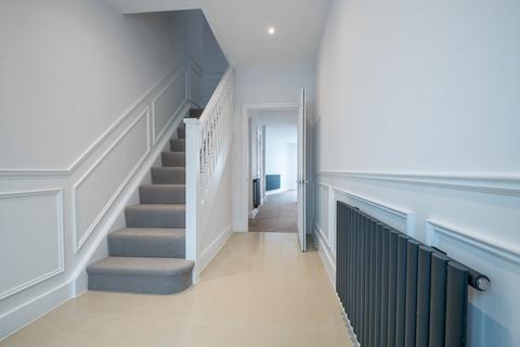 undefined, Bassingham Road, London, SW18