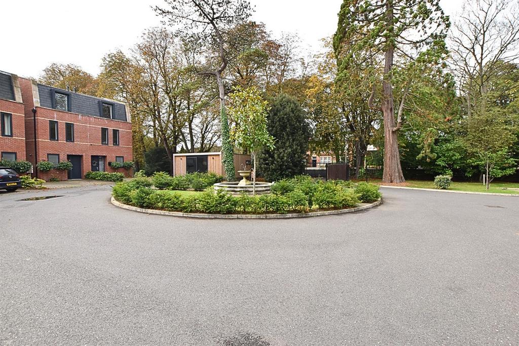Communal gardens