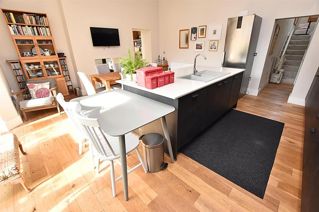 Living kitchen diner