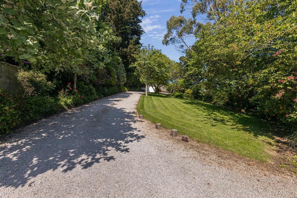 A49 - Brockhall, Strete - 230601.jpg