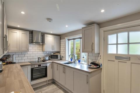 3 bedroom semi-detached house for sale, Llanfyllin