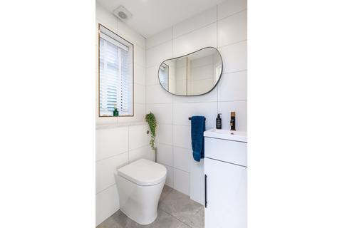 8 Lambourn Drive, Luton, LU2 7GQ