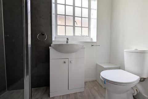 4 bedroom apartment to rent, Duke Street, Dartmouth