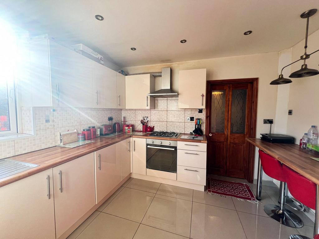 Wednesbury Rd RM3