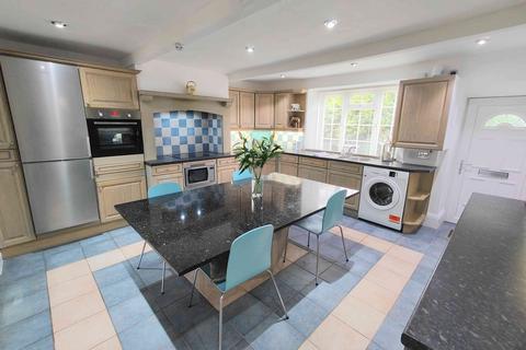 2 bedroom cottage for sale, Marsh Lane, Halifax HX3
