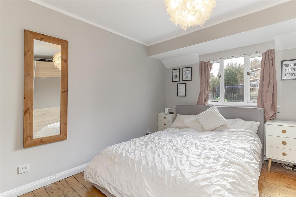 Master Bedroom - A.jpg