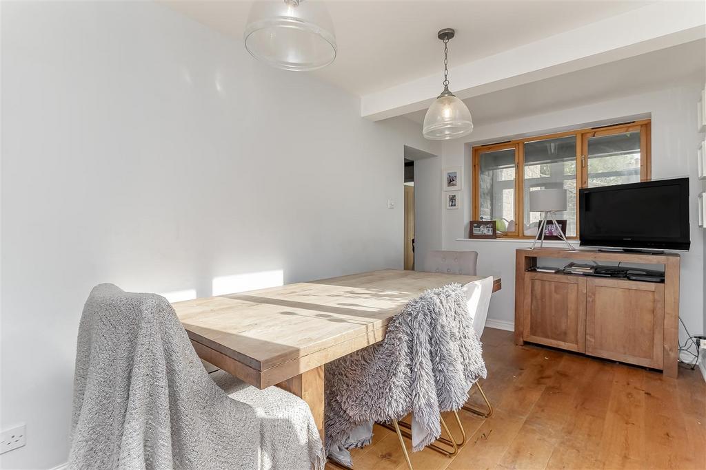 Dining Room - C.jpg