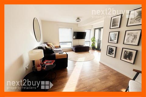 2 bedroom apartment for sale, Hursley Walk, Walker