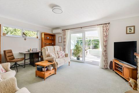 3 bedroom detached bungalow for sale, West Street, Lingfield RH7