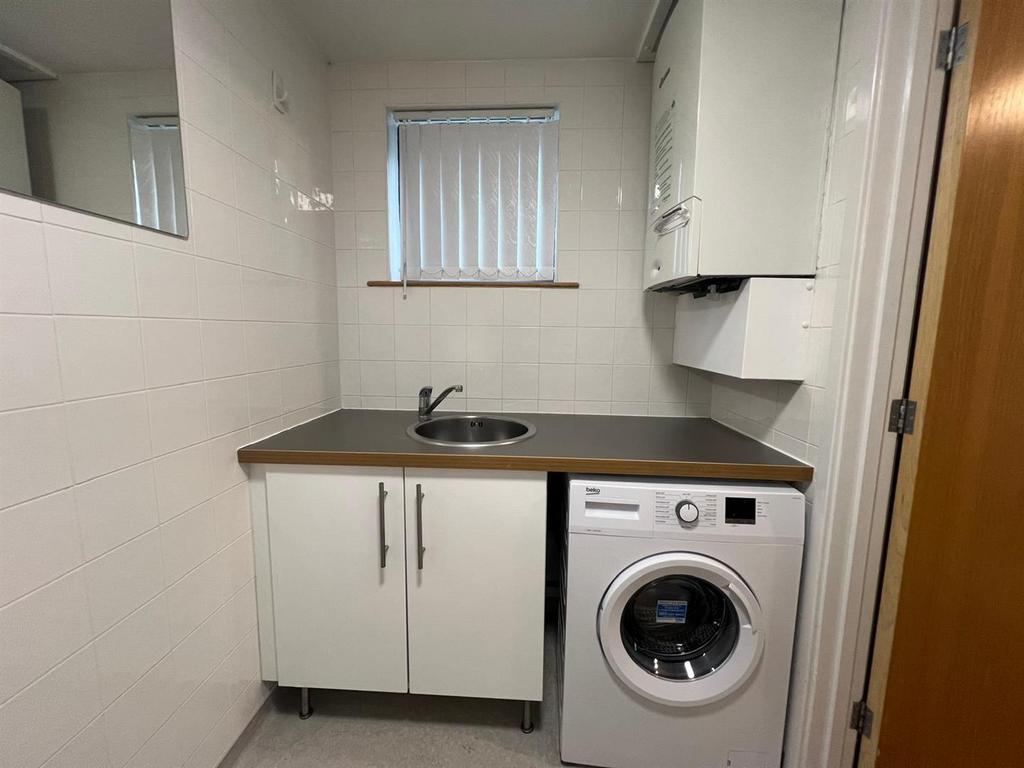 Downstairs Utility: Shower room jpg.jpg