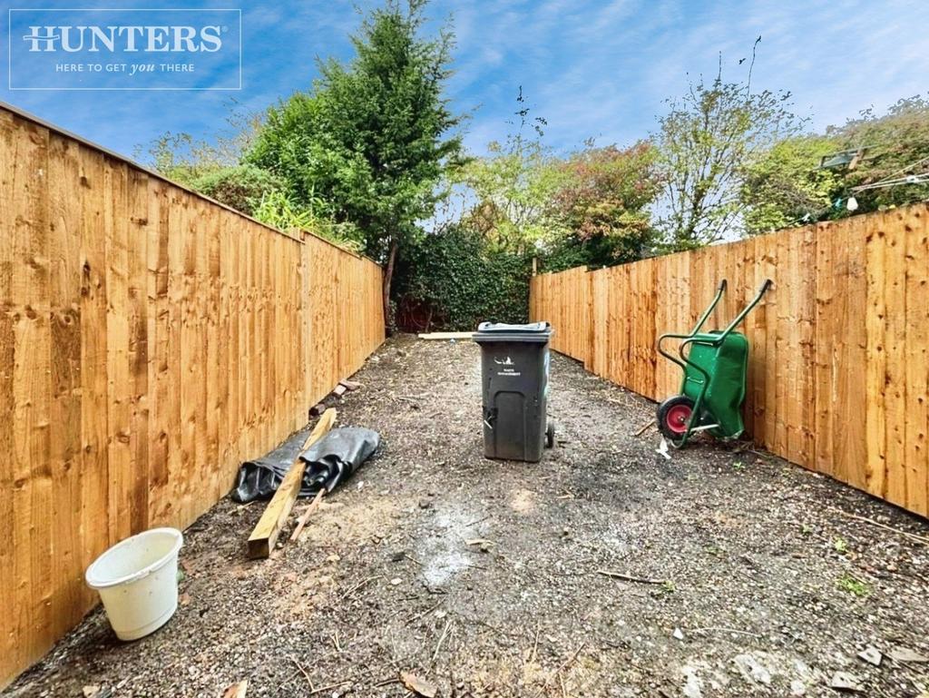 Pbox-garden-346798.jpg