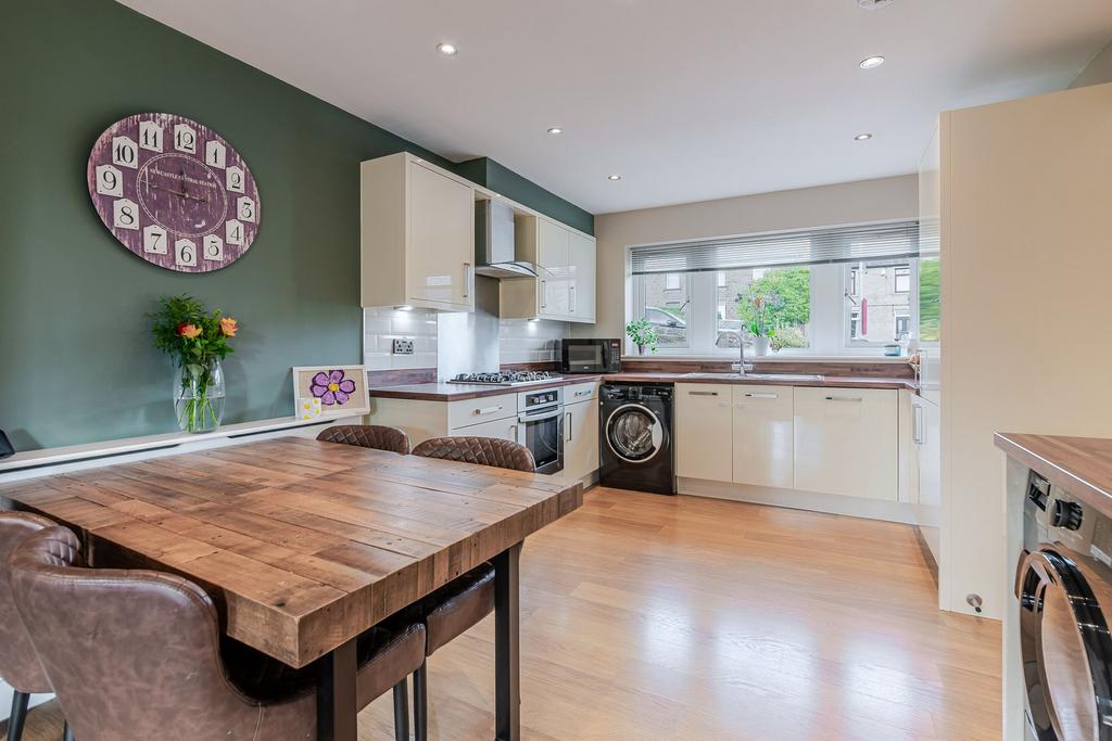 Dining kitchen