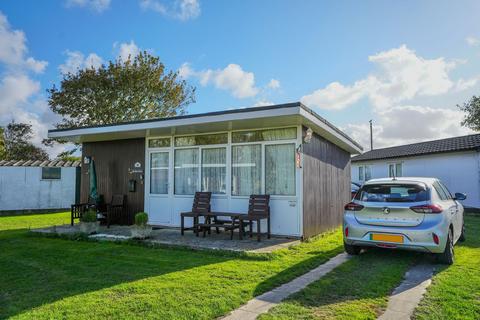 2 bedroom chalet for sale, Links Road, Mundesley, NR11