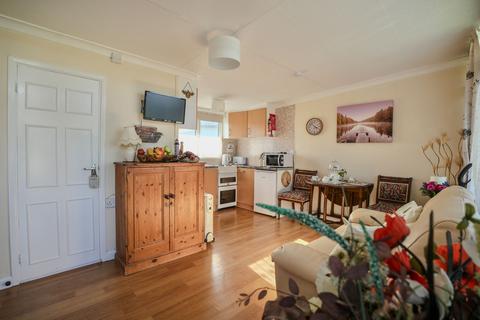 2 bedroom chalet for sale, Links Road, Mundesley, NR11