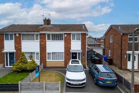 Fernview Drive, Ramsbottom, Bury