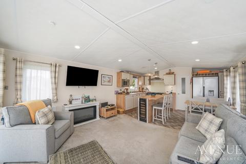 undefined, Sea End Park home, Burnham-On-Crouch, Essex, CM0