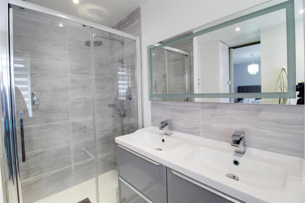 IMG 9421-IMG 9423.jpg