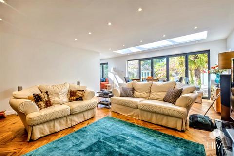 4 bedroom detached house for sale, Chine Walk, Ferndown BH22