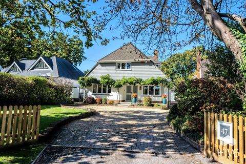 4 bedroom detached house for sale, Chine Walk, Ferndown BH22