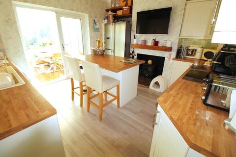 3 bedroom detached house for sale, Baldwin Road, Minster On Sea, Sheerness