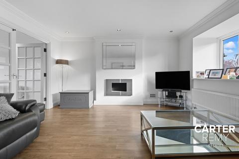 4 bedroom detached house for sale, The Saltings, Benfleet, SS7