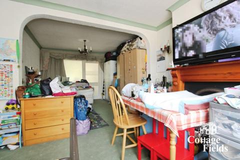 3 bedroom semi-detached house for sale, Grasvenor Avenue, Barnet, EN5