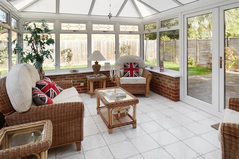 4 bedroom detached house for sale, Harebell Close, Littlehampton BN17