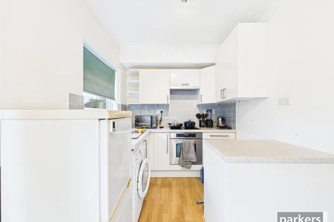undefined, Bath Road, Berkshire RG30