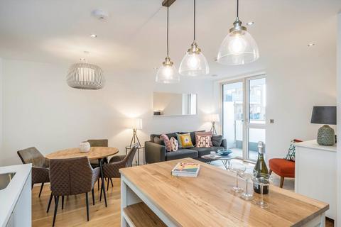 2 bedroom flat for sale, Glenthorne Road, London W6