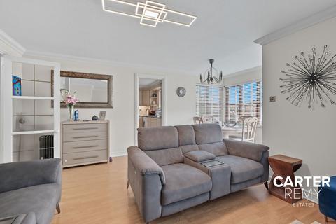 50 Celedon Close, Grays, RM16 6PZ