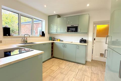 undefined, Heath Road South, Birmingham B31