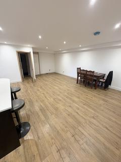 3 bedroom flat for sale, Ashburnham Road, Bedford, Bedfordshire