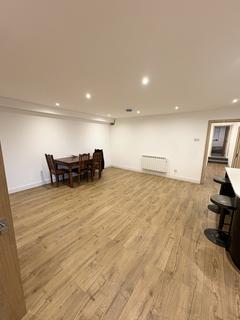 3 bedroom flat for sale, Ashburnham Road, Bedford, Bedfordshire