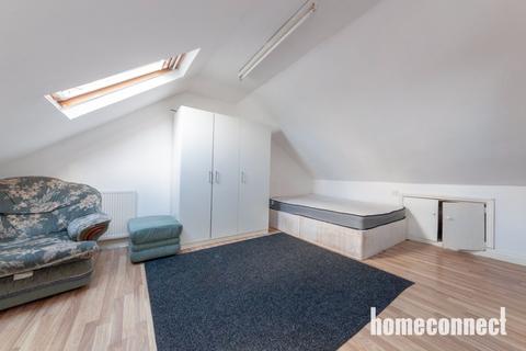 4 bedroom terraced house for sale, Bedford Road, London