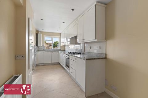 3 bedroom end of terrace house for sale, Perrysfield Road, Waltham Cross EN8